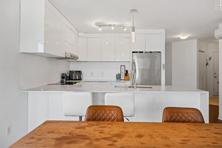 8874 Crois. du Louvre, Brossard, Quebec J4Y 0C5, Canada