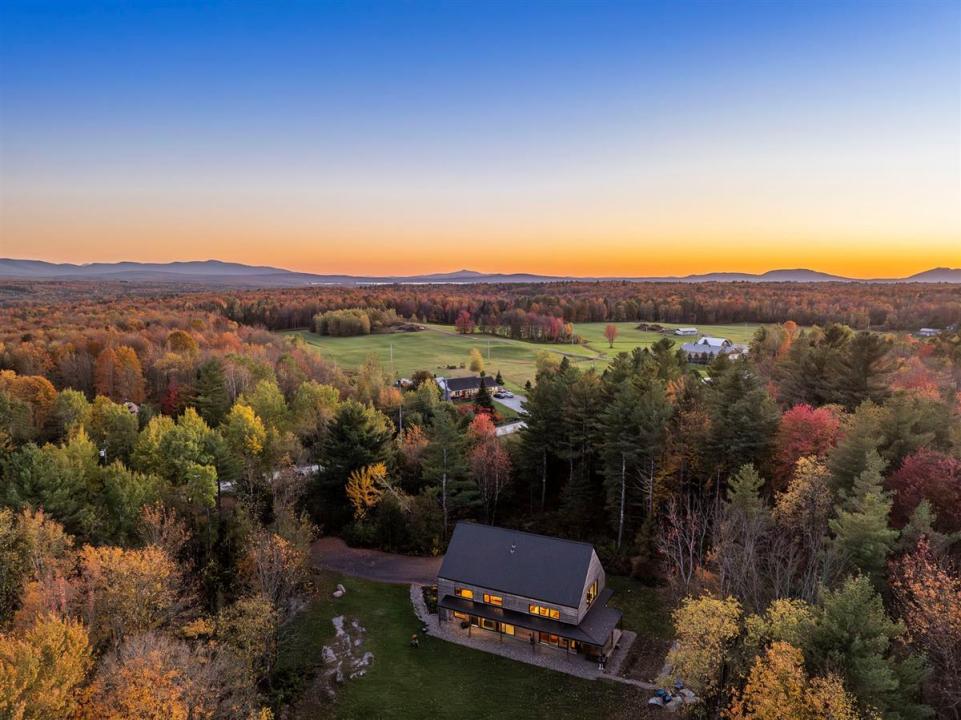 275 Ch. de la Diligence, Stukely-Sud, Quebec J0E 2J0, Canada