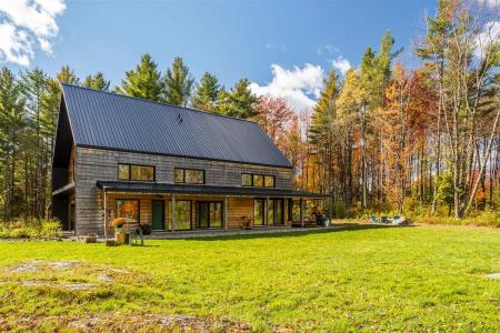 275 Ch. de la Diligence, Stukely-Sud, Quebec J0E 2J0, Canada