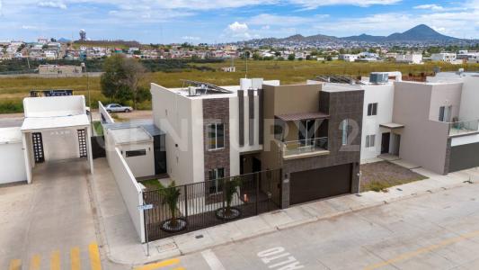 Cerrada Hacienda de las Gardenias 4921,, Cuauhtémoc, Чиуауа 31512, Мексика