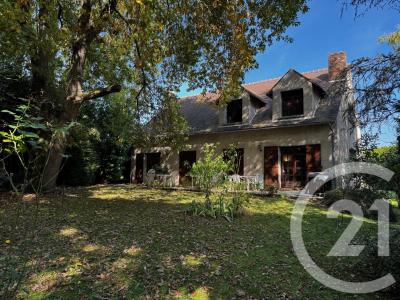 Cely En Biere, Île-de-France 77930, Francja