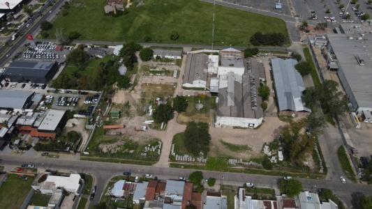 511 entre 14 y 15 , La Plata, GBA Sur 00001, Argentina