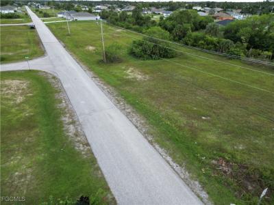 818 NE 32nd Lane, Cape Coral, Florida 33909, Estados Unidos
