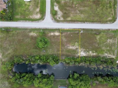 818 NE 32nd Lane, Cape Coral, Florida 33909, Estados Unidos