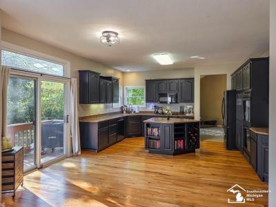 6749 Stonegate, Temperance, Michigan 48182, Estados Unidos