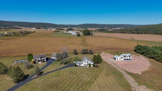 1319 Shady Lane, Tamaqua, بنسلفانيا 18252, الولايات المتحدة