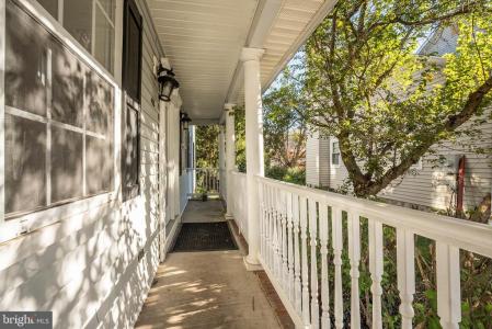 42 Nostrand Road, Hillsborough, Nueva Jersey 08844, Estados Unidos