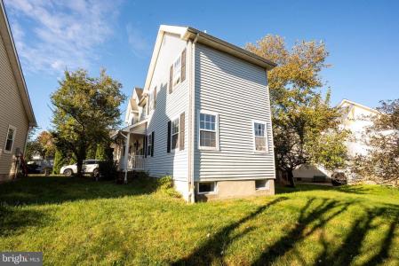 42 Nostrand Road, Hillsborough, Nueva Jersey 08844, Estados Unidos