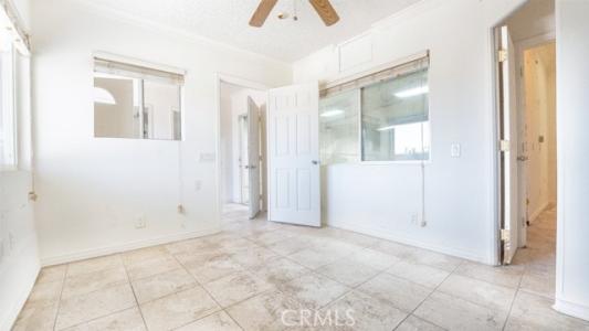 343 Clark, Pomona, Kaliforniya 91767, Amerika Birleşik Devletleri