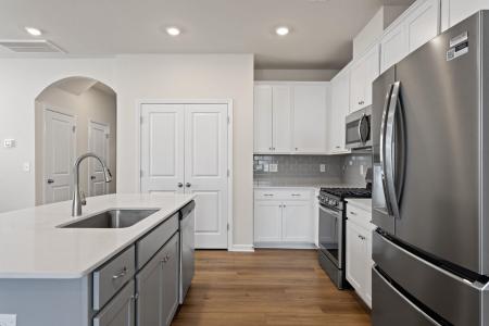 8 Loebner Lane, Simpsonville, Güney Karolina 29681, Amerika Birleşik Devletleri