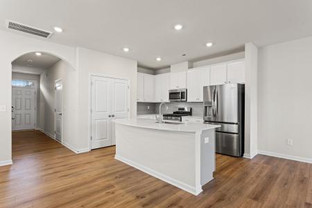 8 Loebner Lane, Simpsonville, Güney Karolina 29681, Amerika Birleşik Devletleri