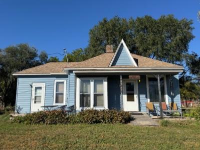 811 Cedar St., Springfield, Dakota Du Sud 57062, États-Unis