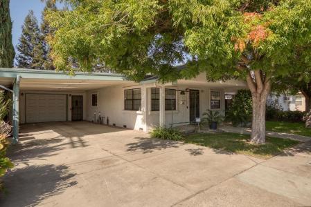 24 N Bryan Avenue, Oakdale, California 95361, USA