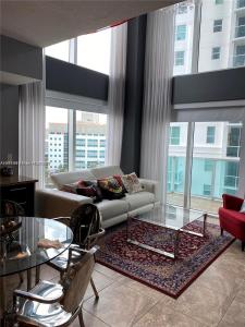 41 SE 5th St 717, Miami, Florida 33131