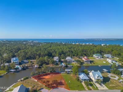 Golf View Drive, Pass Christian, Mississippi 39571