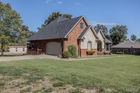 2528 Copperwood Drive, Libano, Missouri 65536, Stati Uniti