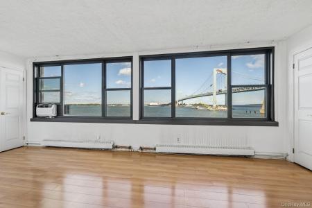 166-41 Powells Cove Boulevard unit: 4C 4C, Beechhurst, New York 11357