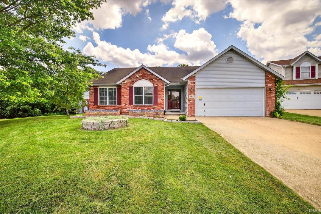 1063 S Colchester Court, Bloomington, Indiana 47401, USA