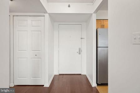 10101 Grosvenor Place , 1004, Rockville, מרילנד 20852, ארצות הברית של אמריקה