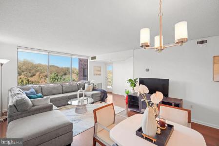 10101 Grosvenor Place , 1004, Rockville, מרילנד 20852, ארצות הברית של אמריקה