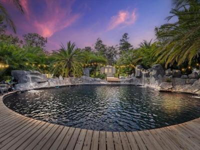 9027 Mavis Road, Weeki Wachee, Florida 34613, USA