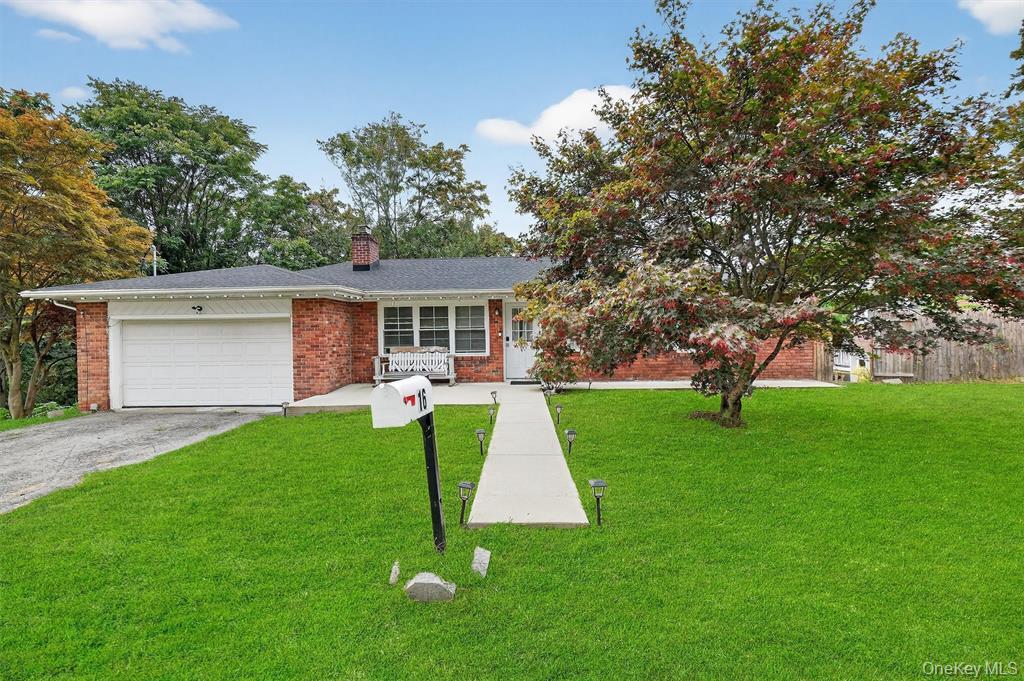 16 Faye Avenue, New Windsor, New York 12553