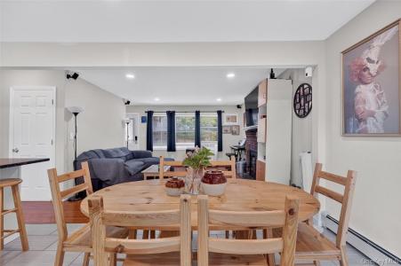 16 Faye Avenue, New Windsor, New York 12553