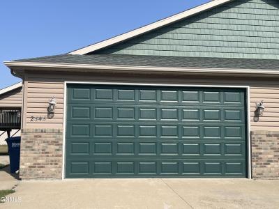 2646 Dakota Boulevard, Dickinson, ND 58601, USA