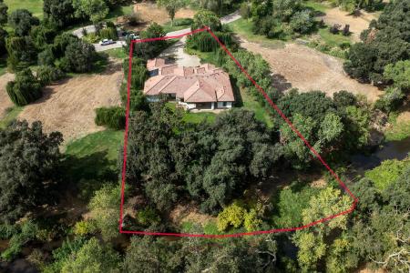 1316 Trails Way, Modesto, California 95357