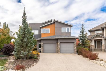 7404 MAY COMMON NW, Edmonton, Alberta T6R 0V3, Canada