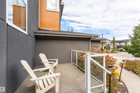 7404 MAY COMMON NW, Edmonton, Alberta T6R 0V3, Canada