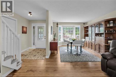 4432 DENNIS AVENUE, Beamsville, Ontario L3J 0E3, Kanada