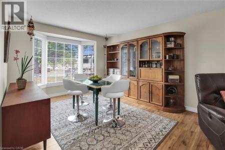 4432 DENNIS AVENUE, Beamsville, Ontario L3J 0E3, Kanada