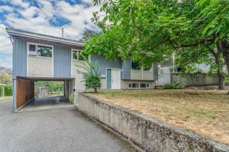 1415 HIGHLAND DRIVE S, Kelowna, Colúmbia Britânica V1Y 3W3, Canadá