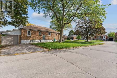 106 FLORA DRIVE, Toronto (dorset Park), 安大略省 M1P 1A8, 加拿大