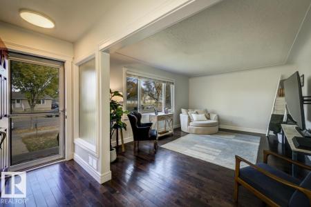 13619 122 AVENUE NW, Edmonton, Альберта T5L 2W1, Канада