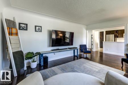 13619 122 AVENUE NW, Edmonton, Альберта T5L 2W1, Канада
