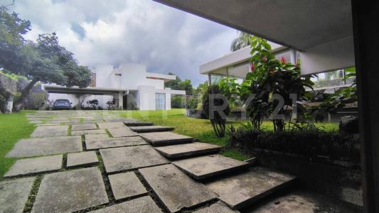 Xochicalco 305,, Cuernavaca, Morelos 62260, Mexico