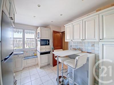 Feyzin, Rhône-Alpes 69320, Frankreich