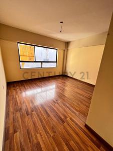 Calle Linares entre Bolivar y Adolfo Mier 1579, 中部, Oruro 00001, 玻利维亚