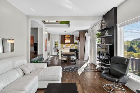 225  6e Rang, Mont-Tremblant, Quebec J8E 1Z5, Canada