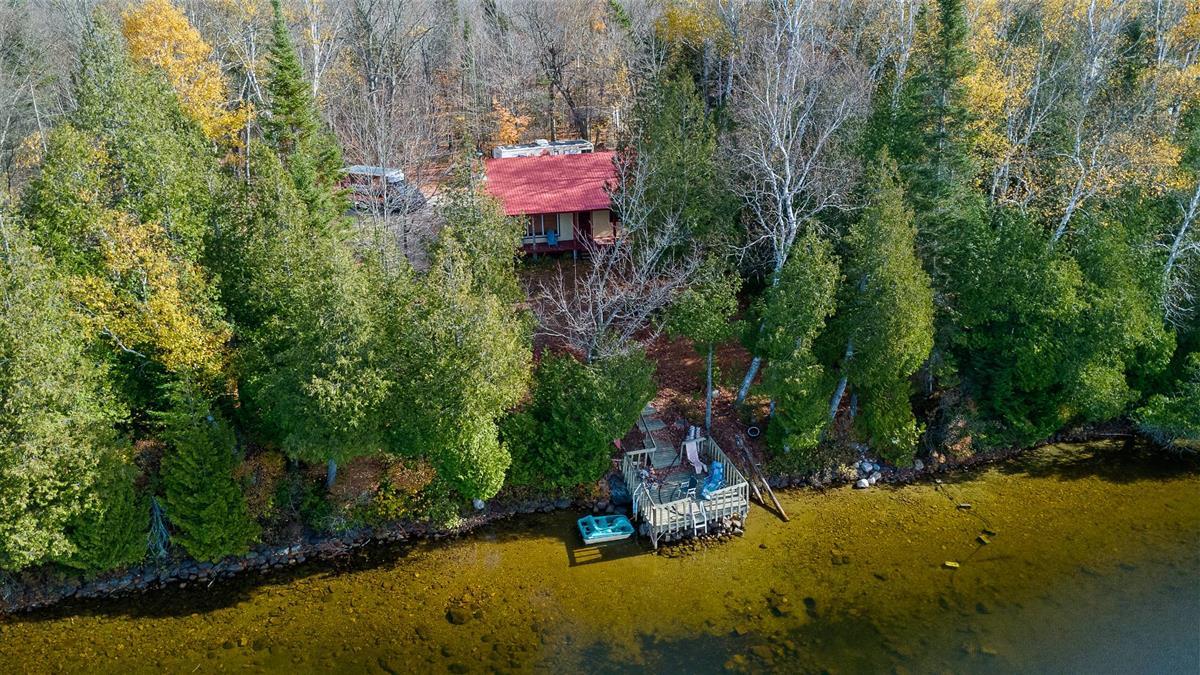 4387 Ch. des Pionniers, Mont-Laurier, Québec J9L 3G4, Canada