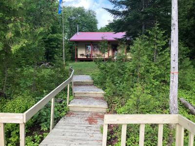 4387 Ch. des Pionniers, Mont-Laurier, Québec J9L 3G4, Canada