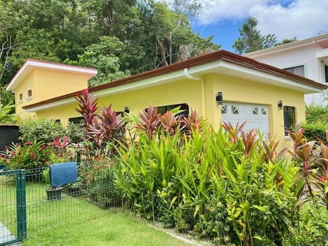 Jardines del pacifico casa 18 , Playa Esterillos Parrita, 蓬塔雷納斯 00001, 哥斯達尼加