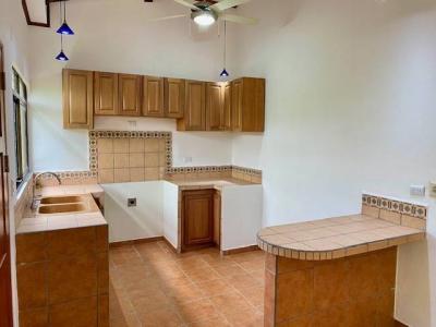 Jardines del pacifico casa 18 , Playa Esterillos Parrita, 蓬塔雷納斯 00001, 哥斯達尼加