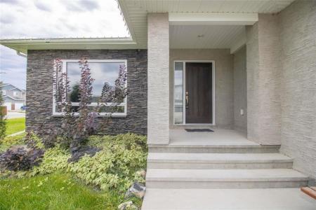 58 WYNDHAM ESTATE DRIVE, Steinbach, Manitoba R5G 2K6, Kanada