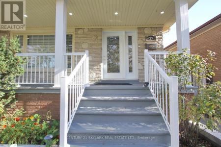 3376 TWILIGHT ROAD, Mississauga (malton), Ontario L4T 1Z9, Canadá