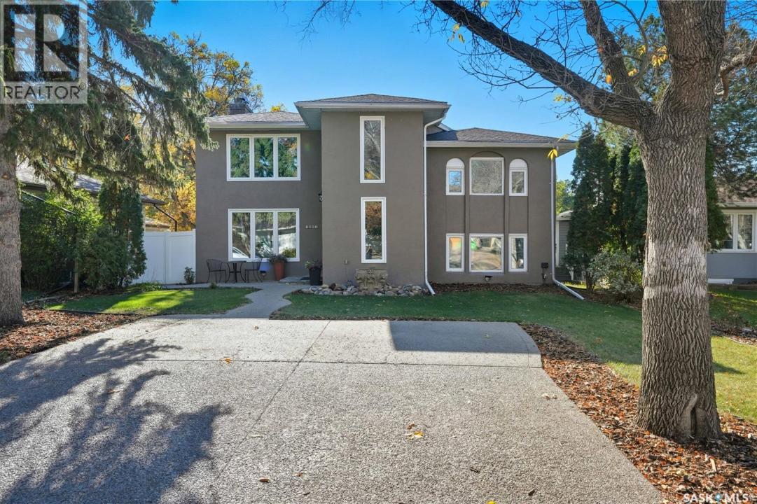 2807 ASSINIBOINE AVENUE, Regina, Saskatchewan S4S 1E2, Canada