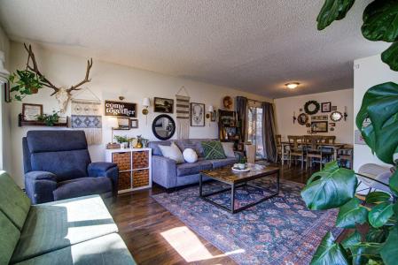 664 49 AVENUE W, Claresholm, Alberta T0L 0T0, Canadá