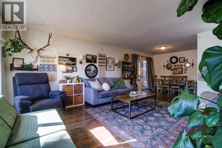 664 49 AVENUE WEST, Claresholm, Alberta T0L 0T0, Canadá